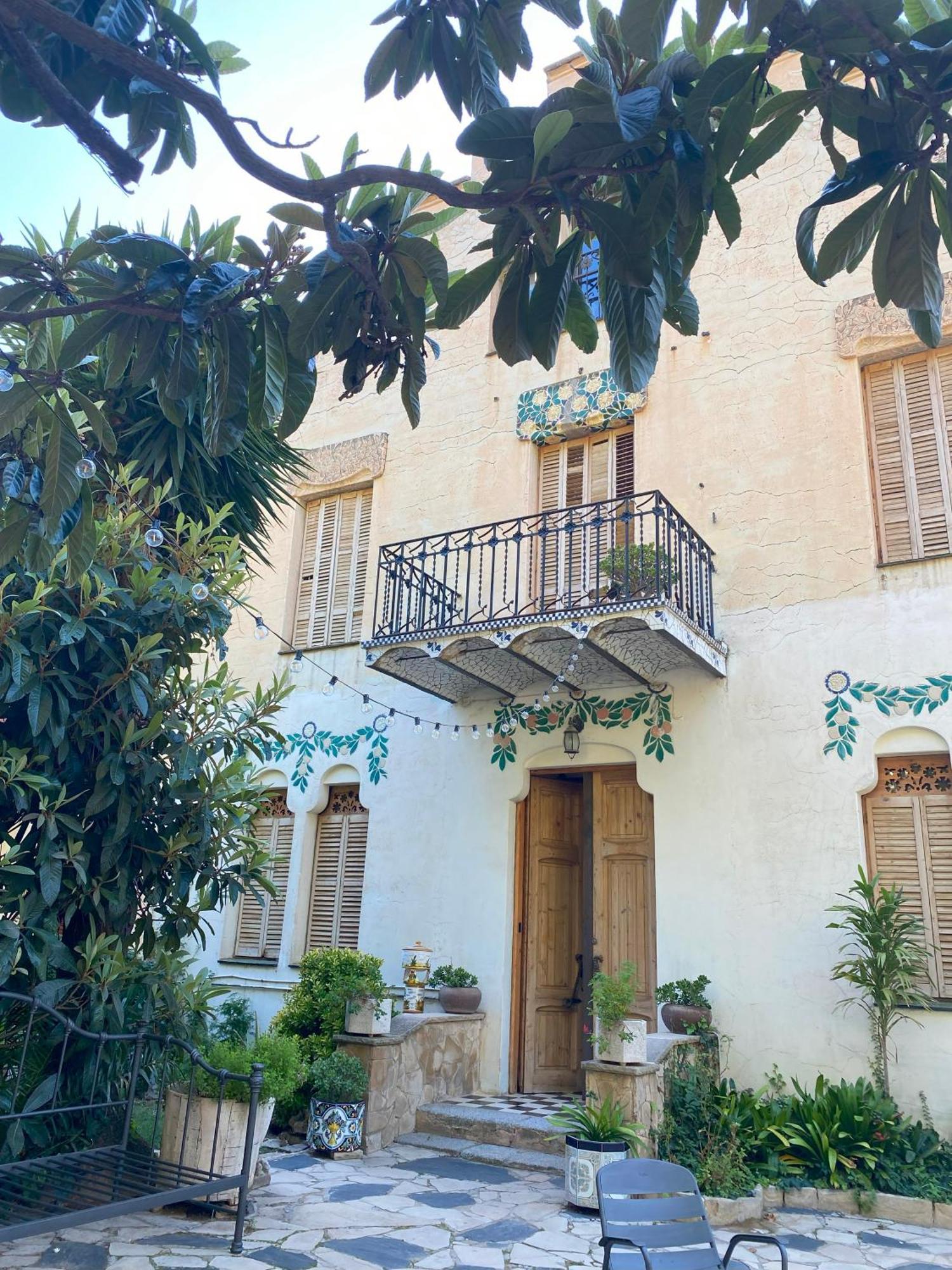 Ca L'Andreu Teia. Casa Modernista Villa Bagian luar foto